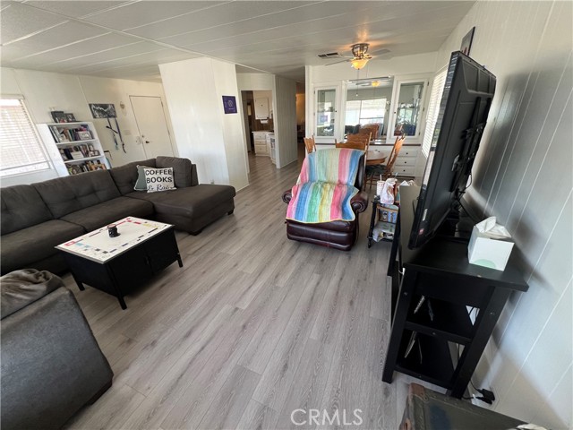 Detail Gallery Image 10 of 32 For 31816 Avenue E #33,  Yucaipa,  CA 92399 - 2 Beds | 2 Baths