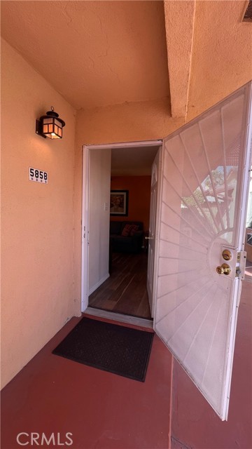 Detail Gallery Image 4 of 22 For 585 Calle Abronia B,  Palm Springs,  CA 92264 - 1 Beds | 1 Baths