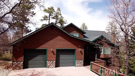 1186 Alameda Ct, Big Bear CA: https://media.crmls.org/medias/3db6eede-dc06-4d26-a9d8-11768ce2ee5a.jpg