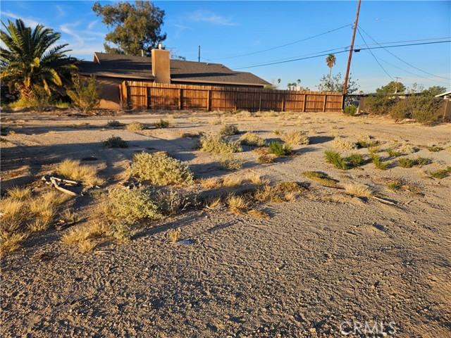 Detail Gallery Image 5 of 7 For 72020 El Paseo Dr, Twentynine Palms,  CA 92277 - – Beds | – Baths