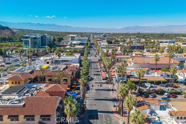 595 S Calle Santa Rosa, Palm Springs CA: https://media.crmls.org/medias/3db8e218-c8c7-4f78-8667-fd81f0d1f5e3.jpg