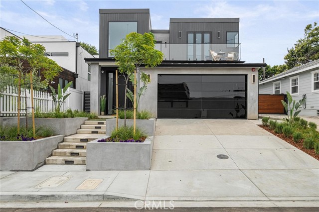 3609 Oak Avenue, Manhattan Beach CA: https://media.crmls.org/medias/3dba7170-89db-48f6-95af-d472426ea906.jpg