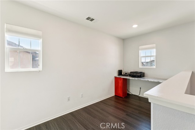 Detail Gallery Image 22 of 40 For 7387 Saddlewood Dr, Fontana,  CA 92336 - 4 Beds | 2/1 Baths