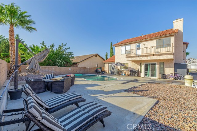 13290 Riverview Drive, Victorville CA: https://media.crmls.org/medias/3dbaccdc-51b1-4afb-988f-8bb26ac486a9.jpg