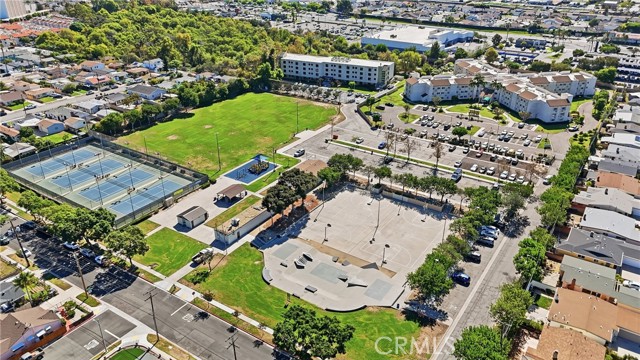 16914 Budlong photo 38
