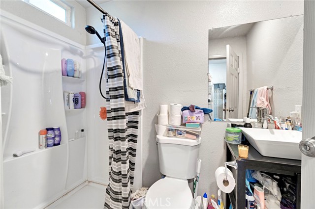 Detail Gallery Image 34 of 38 For 3336 N Lafayette, Fresno,  CA 93705 - 3 Beds | 1 Baths