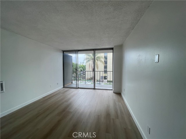 Detail Gallery Image 10 of 14 For 375 Atlantic Ave #304,  Long Beach,  CA 90802 - 2 Beds | 2 Baths