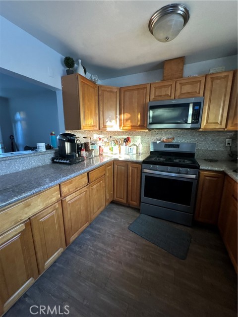 Detail Gallery Image 9 of 23 For 4438 Park, Riverside,  CA 92507 - 4 Beds | 2 Baths