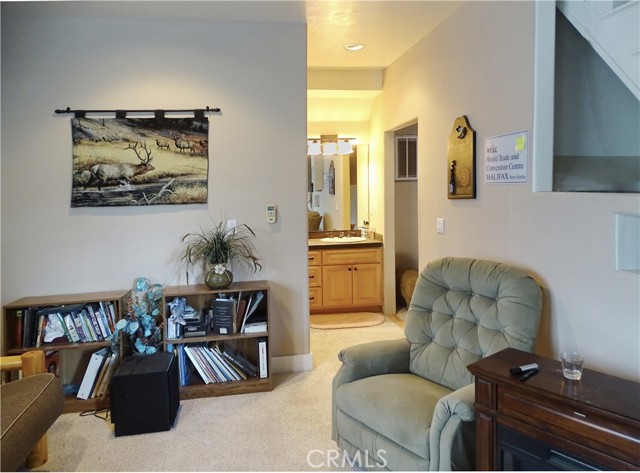 2097 Fox Lane, Big Bear City CA: https://media.crmls.org/medias/3dbd9cd8-7b35-4fea-87d9-7f6255640e74.jpg