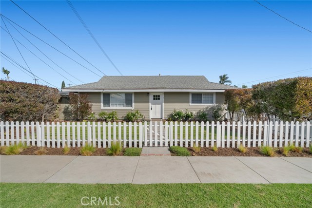 Detail Gallery Image 1 of 12 For 188 Monte Vista Ave a,  Costa Mesa,  CA 92627 - 2 Beds | 1 Baths