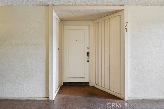 Detail Gallery Image 2 of 24 For 5800 Owensmouth Ave #53,  Woodland Hills,  CA 91367 - 3 Beds | 2 Baths