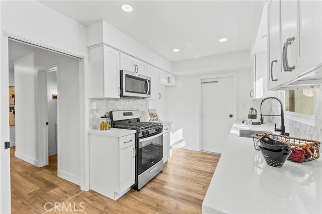 325 Echo Court, San Bernardino CA: https://media.crmls.org/medias/3dbee420-540e-4aba-9745-710b131920b1.jpg