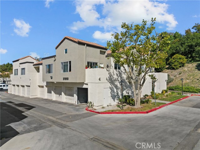 Detail Gallery Image 1 of 1 For 21203 Trumpet Dr #103,  Newhall,  CA 91321 - 2 Beds | 2 Baths