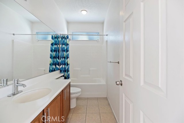 13223 Concord Drive, Victorville CA: https://media.crmls.org/medias/3dbf3768-323a-42d9-aeca-5ee68daf8a10.jpg