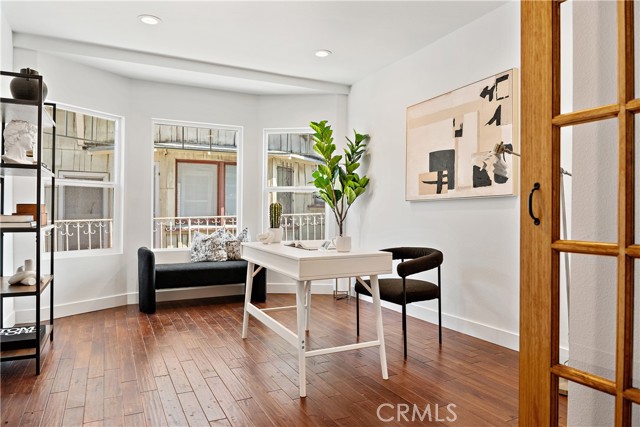 229 S Kingsley Drive, Los Angeles CA: https://media.crmls.org/medias/3dbfbc50-ae74-4dcc-87e3-7b750f78c51e.jpg