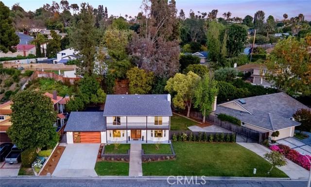 Detail Gallery Image 3 of 71 For 1924 Smokewood Ave, Fullerton,  CA 92831 - 6 Beds | 4 Baths