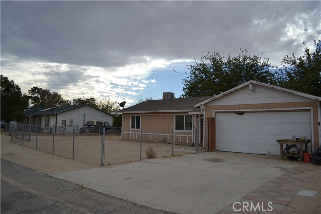 Detail Gallery Image 2 of 10 For 41123 171st St, Lancaster,  CA 93535 - 2 Beds | 1 Baths