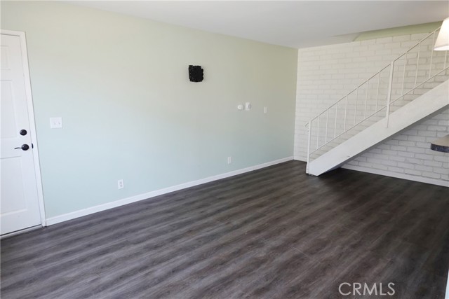 Detail Gallery Image 15 of 39 For 2033 Calle La Sombra #2,  Simi Valley,  CA 93063 - 2 Beds | 1 Baths