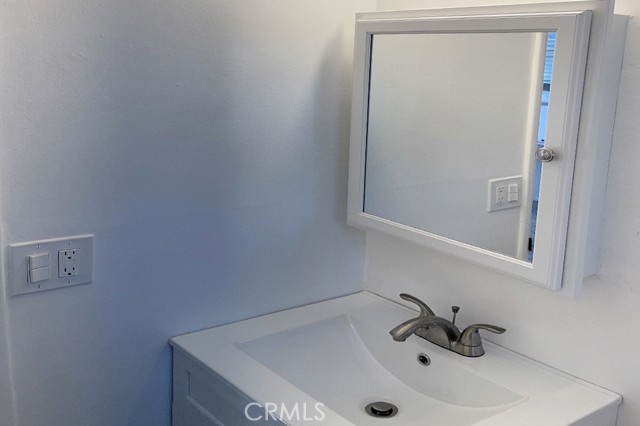 Detail Gallery Image 14 of 19 For 49 21st Ct, Hermosa Beach,  CA 90254 - 0 Beds | 1 Baths