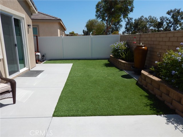Detail Gallery Image 10 of 50 For 30407 Cherry Opal Ln, Menifee,  CA 92584 - 2 Beds | 2/1 Baths