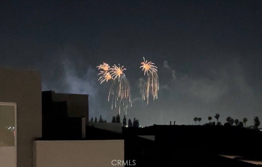 https://media.crmls.org/medias/3dc1f505-96a4-45a5-92a1-5fd9d3e1ea58.jpg?preset=X-Large