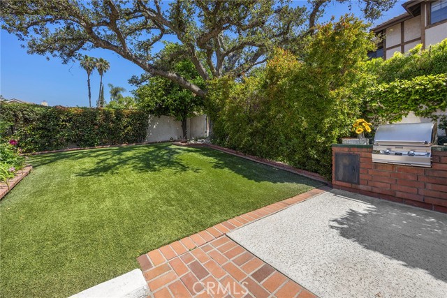 112 Morgan Ranch Road, Glendora CA: https://media.crmls.org/medias/3dc2409f-7fe0-4d68-9667-ff64ed71fad0.jpg