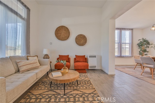 Detail Gallery Image 11 of 48 For 8924 S Budlong Ave, Los Angeles,  CA 90044 - 3 Beds | 2 Baths
