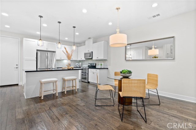 28 Sembrio Street, Rancho Mission Viejo CA: https://media.crmls.org/medias/3dc28ba5-1b23-470f-8221-9aa3d24d1afc.jpg