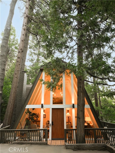27824 Fern Dell Road, Lake Arrowhead CA: https://media.crmls.org/medias/3dc31550-315f-4f20-91b5-456dde07ef5f.jpg