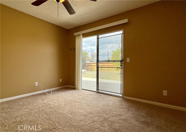 2364 San Padre, Hemet CA: https://media.crmls.org/medias/3dc3e24c-4505-4910-a15b-c3881760e934.jpg