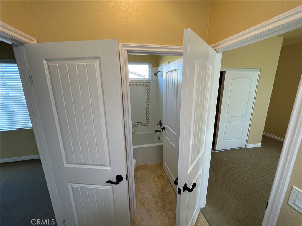 MLS #OC25262182 image #33