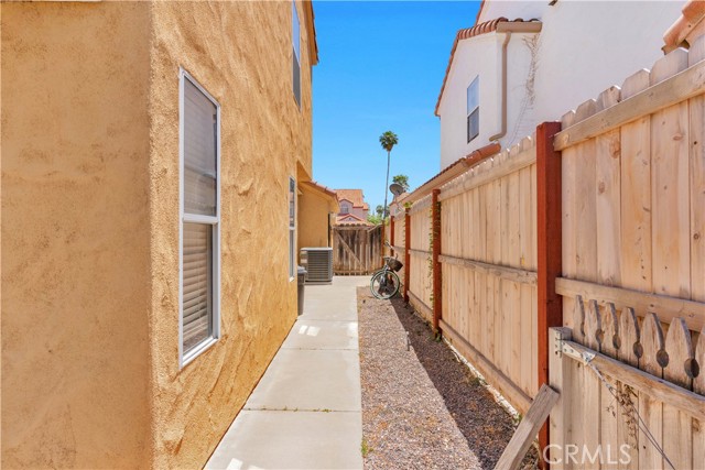 40025 White Leaf Ln., Murrieta CA: https://media.crmls.org/medias/3dc40e6b-2109-4f16-8564-bc5f768c9b72.jpg