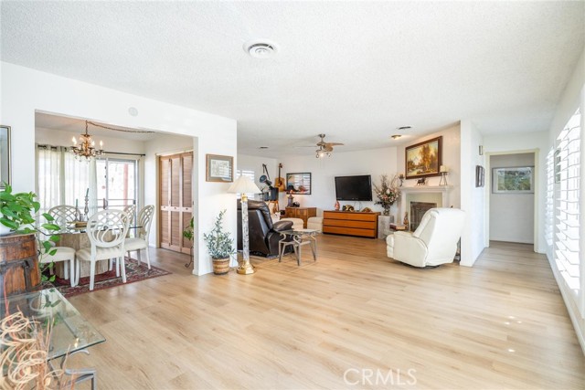 Detail Gallery Image 13 of 42 For 40480 Melrose Ave, Hemet,  CA 92545 - 3 Beds | 2/1 Baths