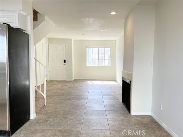 Detail Gallery Image 10 of 46 For 4315 W 145th St #10,  Lawndale,  CA 90260 - 3 Beds | 2/1 Baths