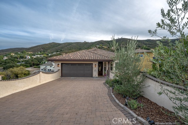 Detail Gallery Image 3 of 55 For 1124 Kathleen Dr, Newbury Park,  CA 91320 - 4 Beds | 3/1 Baths