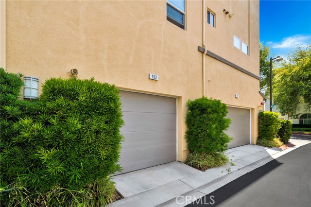 5325 Pacific Terrace, Hawthorne CA: https://media.crmls.org/medias/3dc78a29-9ee5-4ada-b699-9d45f67d1c5a.jpg