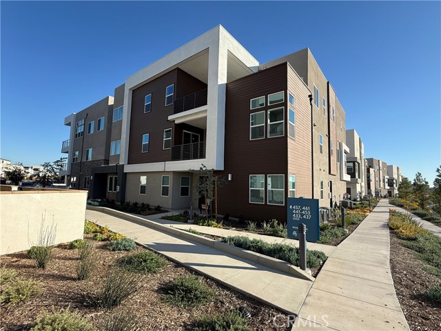 Detail Gallery Image 7 of 45 For 479 Mulligan, Irvine,  CA 92618 - 3 Beds | 2/1 Baths