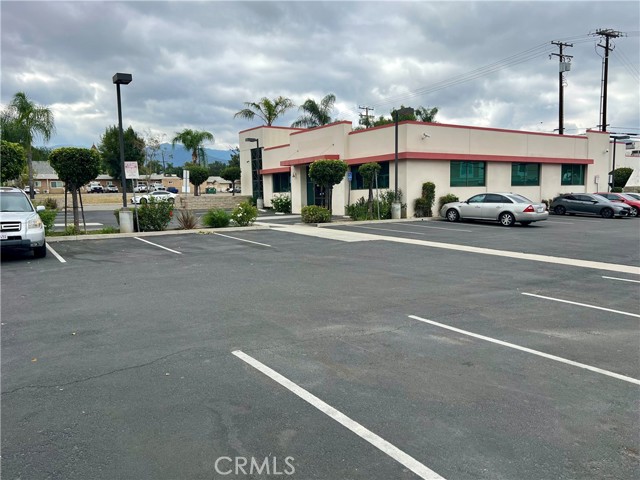 175 E 9th Street, Corona, California 92879, ,Commercial Lease,For Rent,175 E 9th Street,CRSR24049207