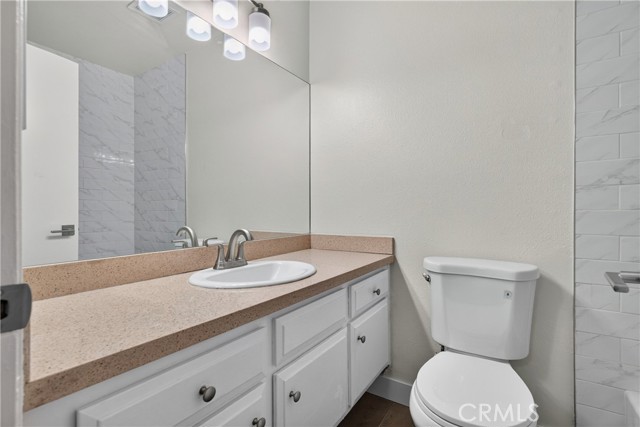 25220 Belle Porte Avenue, 2 photo 18
