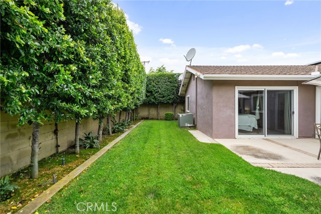 Detail Gallery Image 33 of 35 For 1660 W Sallie Ln, Anaheim,  CA 92802 - 4 Beds | 2 Baths