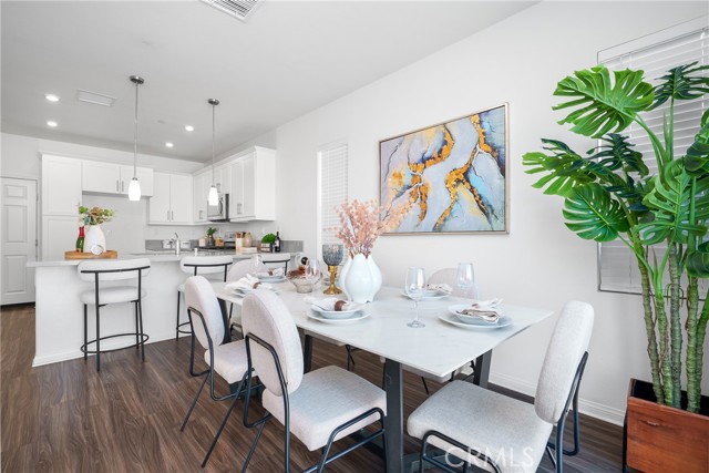 Detail Gallery Image 14 of 38 For 208 Bonita Ln, Rialto,  CA 92376 - 3 Beds | 2/1 Baths