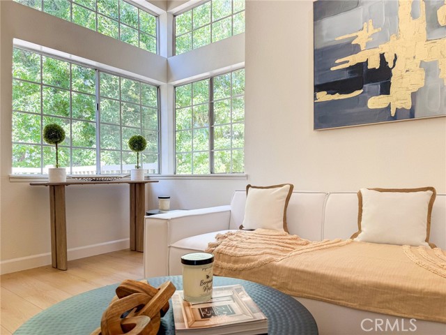 20725 E Crest Ln, Walnut CA: https://media.crmls.org/medias/3dcaa178-8763-4c90-ada9-363a507dd81b.jpg