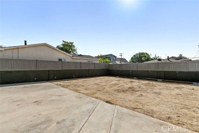 142 S Savannah Street, Los Angeles CA: https://media.crmls.org/medias/3dcafed6-8dd5-4aa6-86bf-03030a39d229.jpg