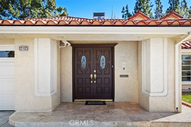 Detail Gallery Image 5 of 31 For 12112 Woodley Ave, Granada Hills,  CA 91344 - 4 Beds | 4 Baths