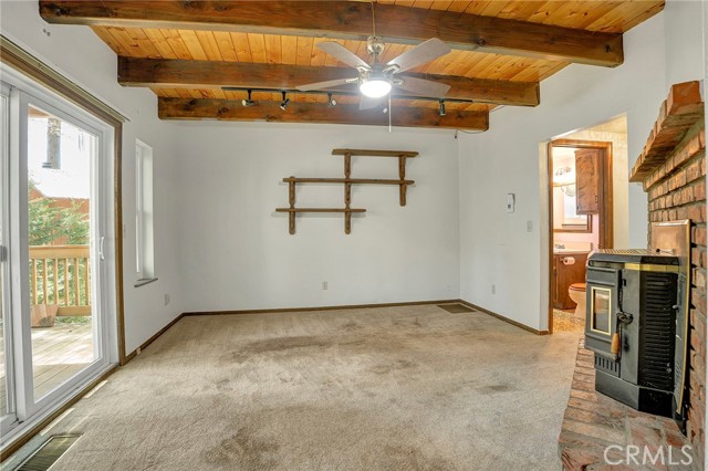 Detail Gallery Image 13 of 24 For 33079 Ridge Rd, Arrowbear,  CA 92382 - 2 Beds | 1/1 Baths