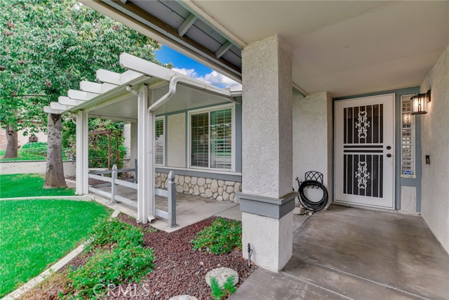Detail Gallery Image 3 of 42 For 3501 N Tamarind Ave, Rialto,  CA 92377 - 4 Beds | 2 Baths