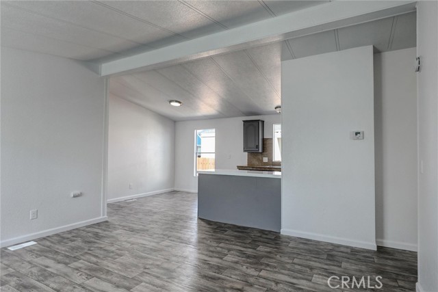Detail Gallery Image 5 of 33 For 80 E Dawes St #202,  Perris,  CA 92571 - 3 Beds | 2 Baths