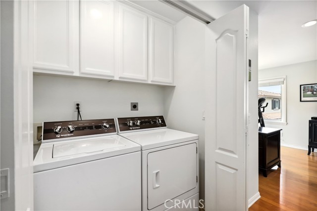 7327 Seafarer Place, Carlsbad CA: https://media.crmls.org/medias/3dccda8c-a6fb-440d-a463-9fbb38b13dac.jpg