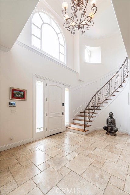 Detail Gallery Image 4 of 52 For 880 11th, Manhattan Beach,  CA 90266 - 5 Beds | 5 Baths