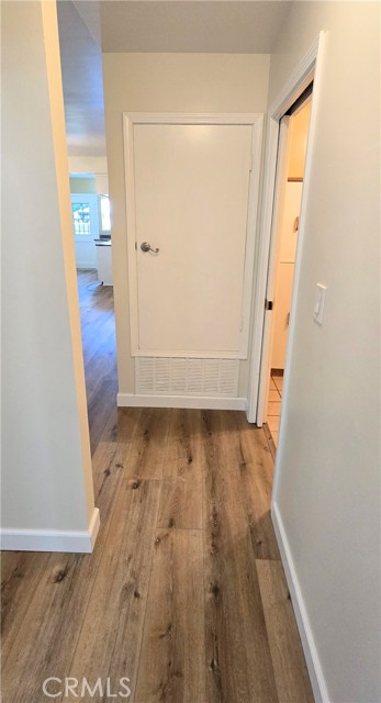 8730 N 6th, Downey CA: https://media.crmls.org/medias/3dcd451f-25e4-4543-a5b9-63cf44acf921.jpg